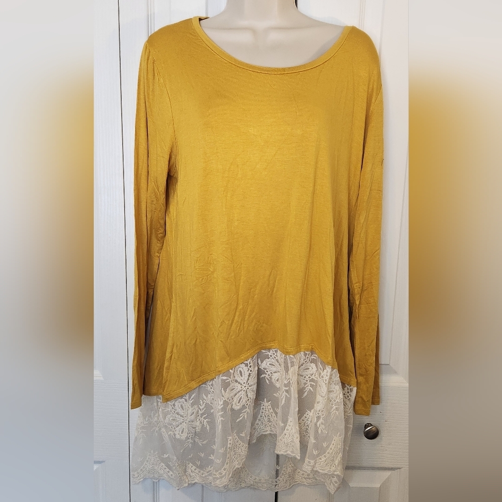 NWT Me & You long sleeve mustard yellow shirt tunic with lace trim size large
